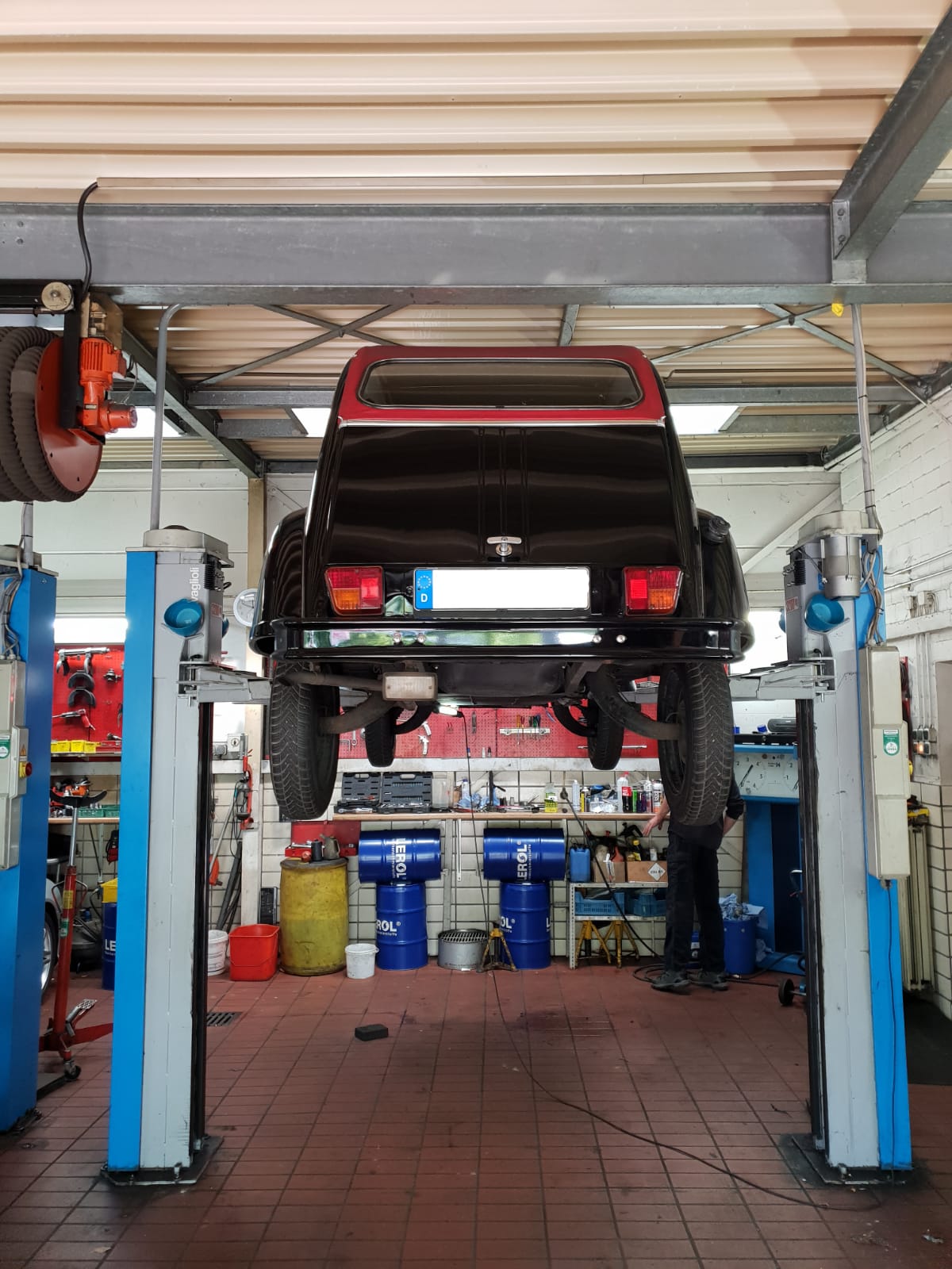 Esso Tankstelle Huggins&Kroh / Kfz-Werkstatt – Einblick 3
